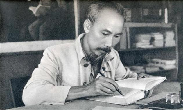 chu-tich-ho-chi-minh